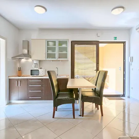 公寓 Alpa-1 By Interhome